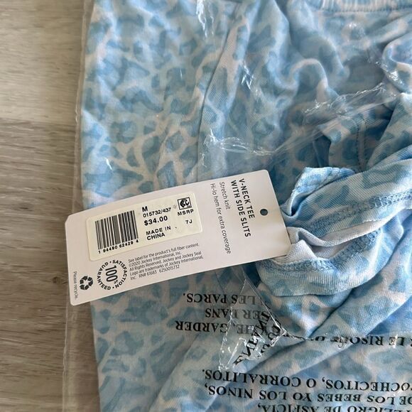 Jockey Stretch Knit V-Neck Tee with Side Slits Layered Animal Print M NWT IN PKG - Picture 4 of 5